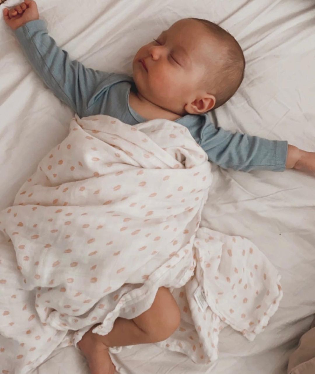 Leppard Muslin Wrap