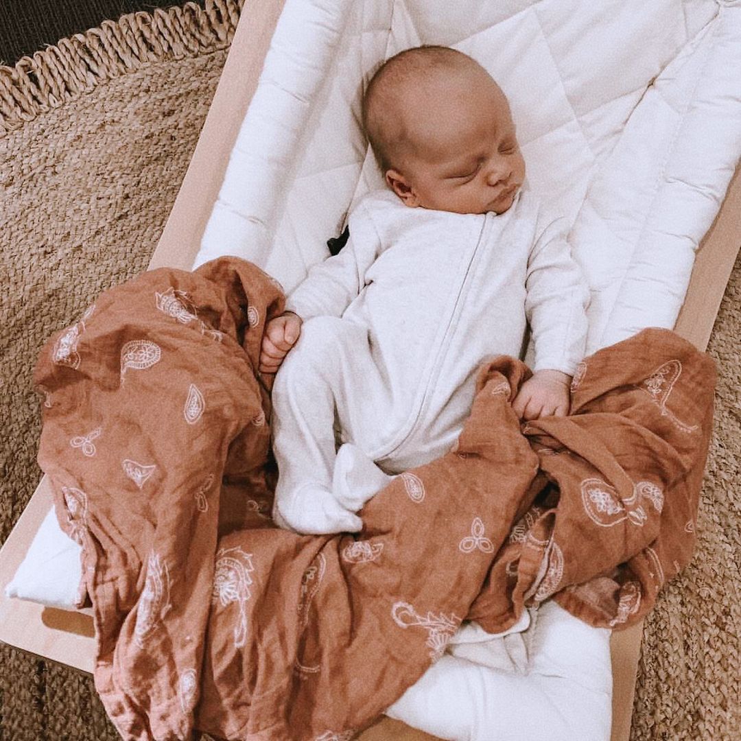 Fleetwood Muslin Wrap